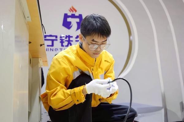 杜德配资 从 “萌新” 到 “闪耀之星”的蜕变